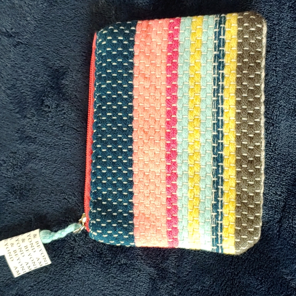 New America&Beyond Change Purse